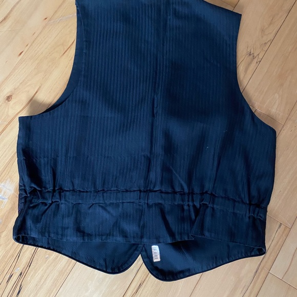 Bracci men’s L suit or dress vest in deep plum - Picture 2 of 2